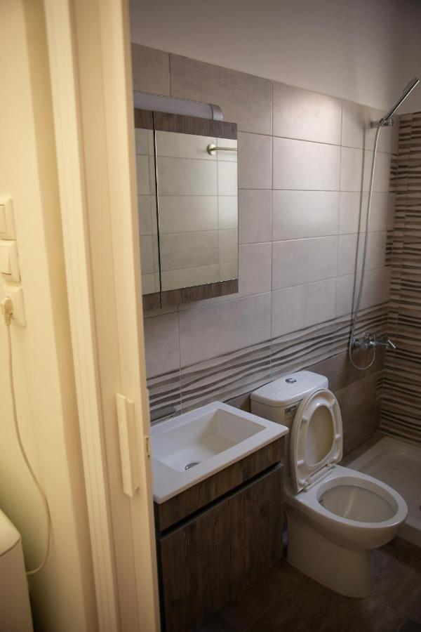 Quality In Aegaleo Apartment